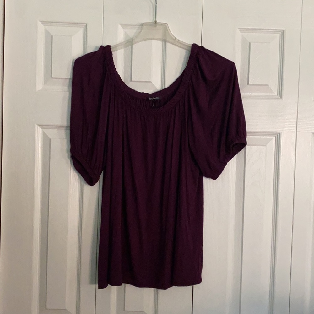 Purple Daisy Fuentes Top. Size Large